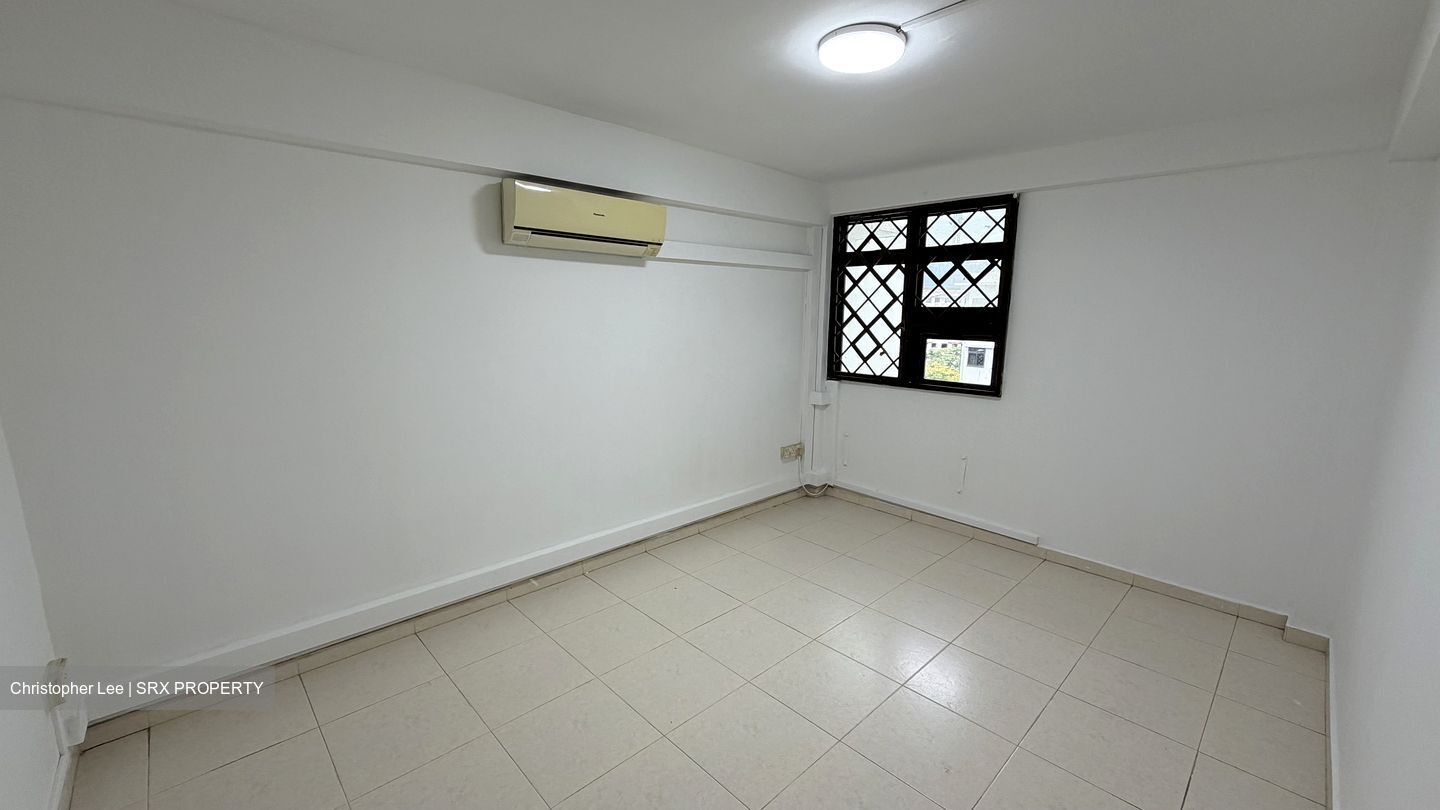 Blk 111 Ho Ching Road (Jurong West), HDB 3 Rooms #531683391